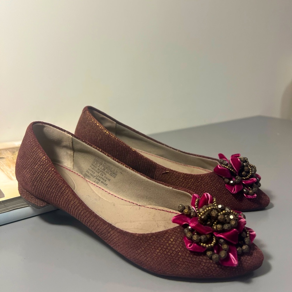 Comfy stylish flats